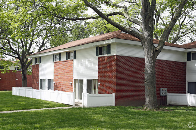 Maple Grove Townhomes