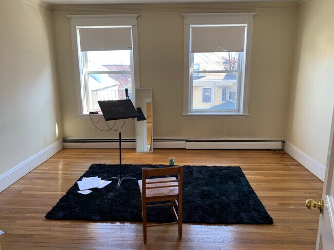 Building Photo - 31 Quint Ave