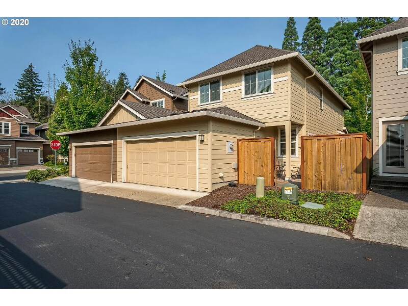 Foto del edificio - 10528 NE Gateway St