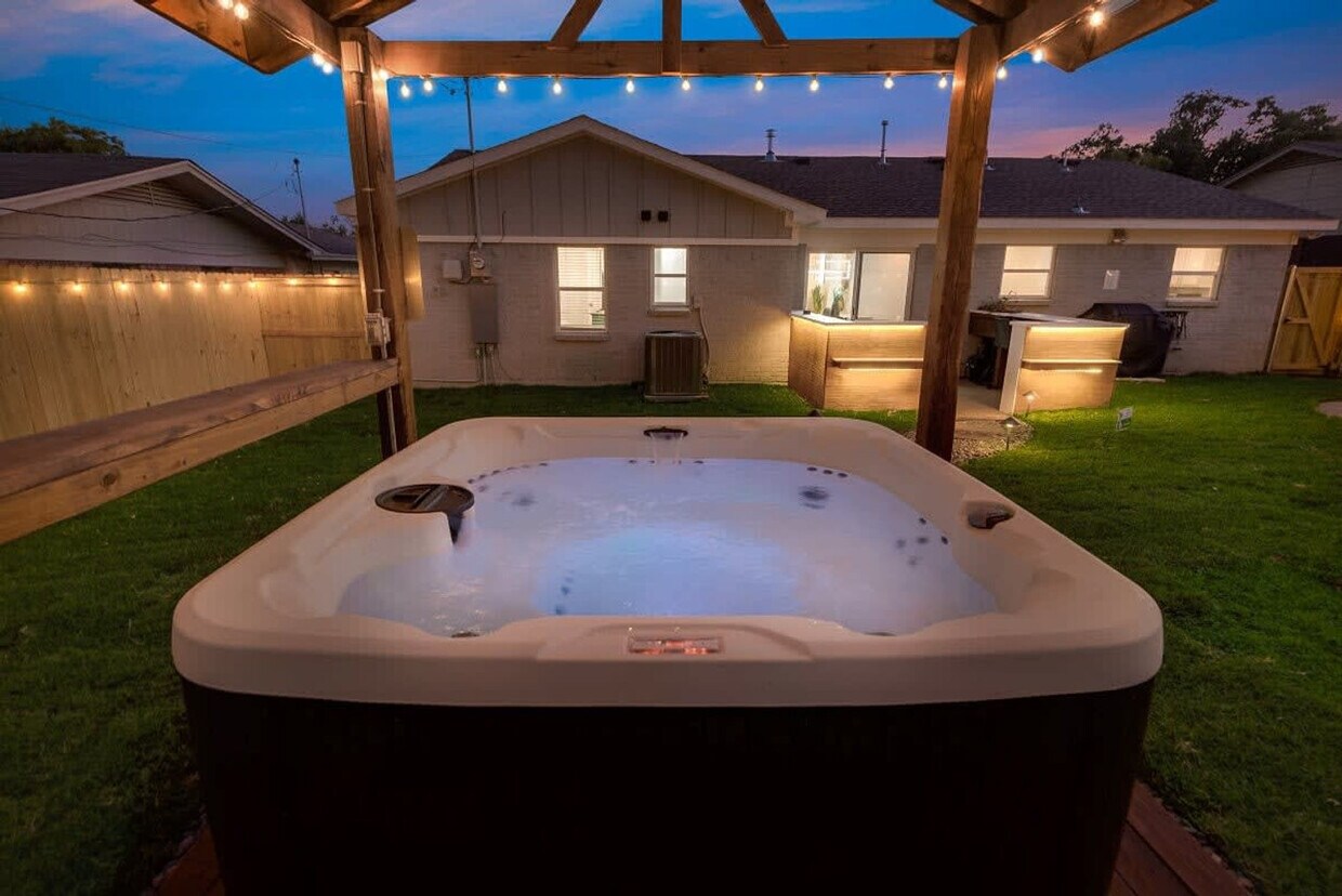 Foto principal - 1203 Andrews St