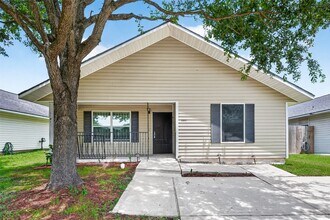 Building Photo - 11411 Roandale Dr