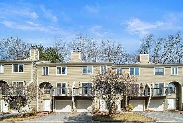 Foto principal - 248 Kenrick St