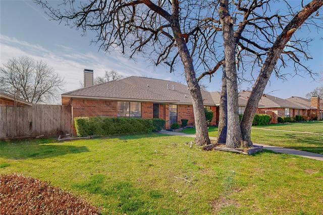 Foto del edificio - 1904 N Irving Heights Dr