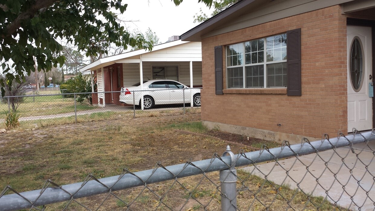 For Lease 1122 E 44th Odessa, TX House Rental in Odessa, TX