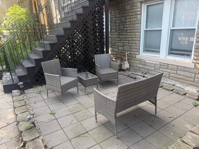 Foto del edificio - 2532 W Haddon Ave