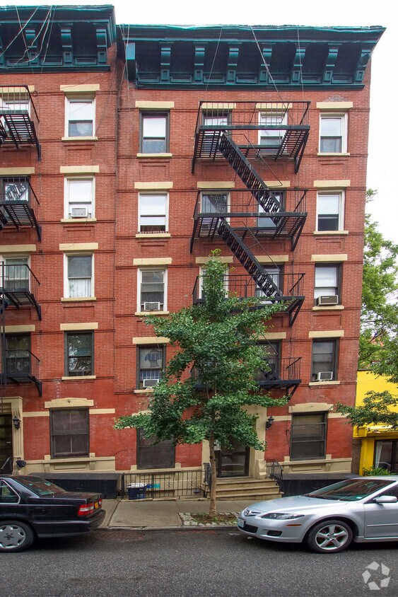 Foto del edificio - 171 E 99th St