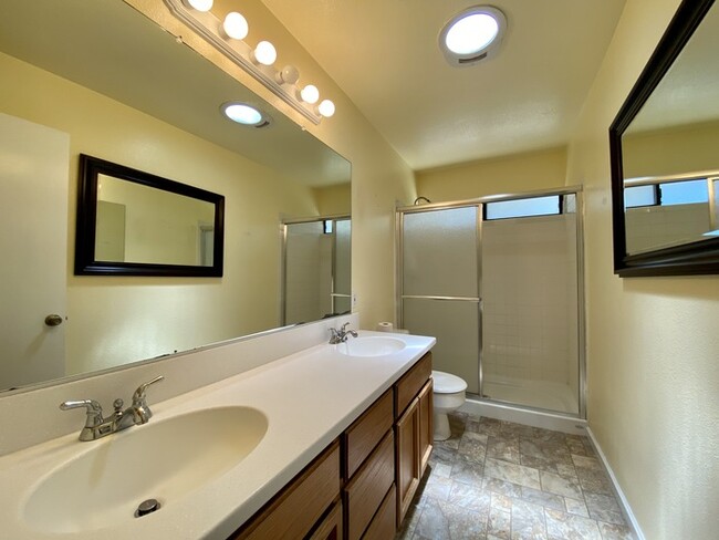 Building Photo - 181 Stoney Hill Dr