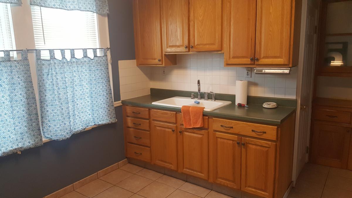 Kitchen - 42 Union Ave