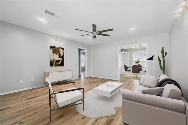 Foto del edificio - 2104 W Lotus Ave