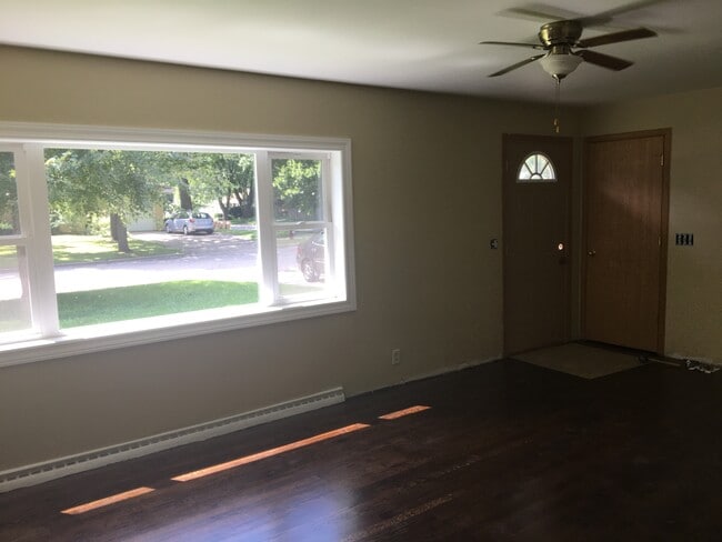 Building Photo - 4229 Barby Ln