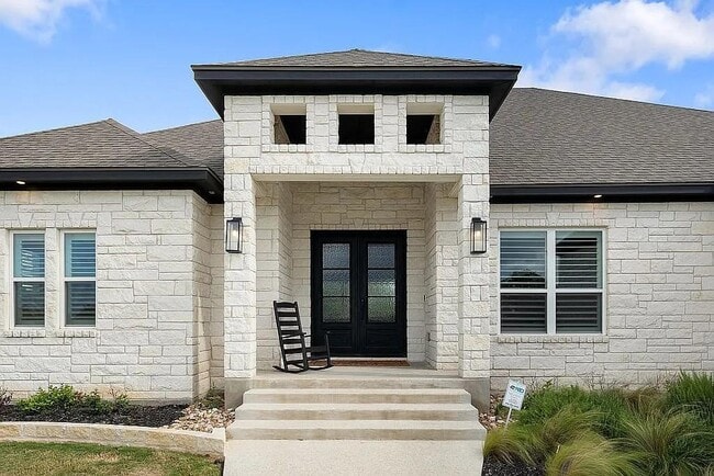 Building Photo - 1102 Woodpark Ln