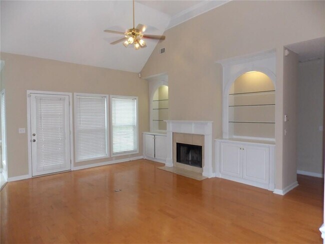 Foto del edificio - 749 Teal Ct