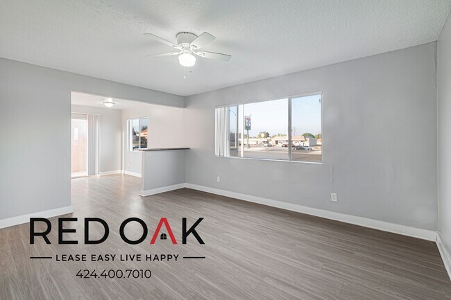 Foto del edificio - 660 S Riverside Ave