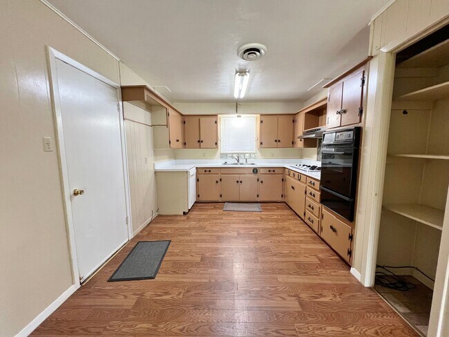 Foto del edificio - Lovely 3/2/2 In Weatherford ISD!