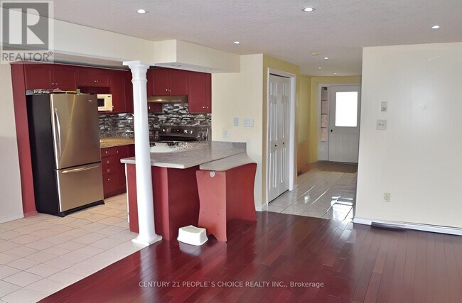 Photo du bâtiment - 75 Hewitt Ln