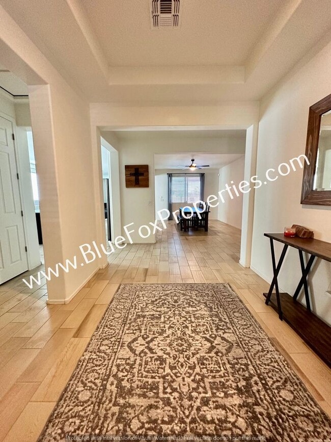 Foto del edificio - 4496 S Saginaw Hill Dr