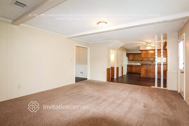 Foto del edificio - 5318 Woodville Ln