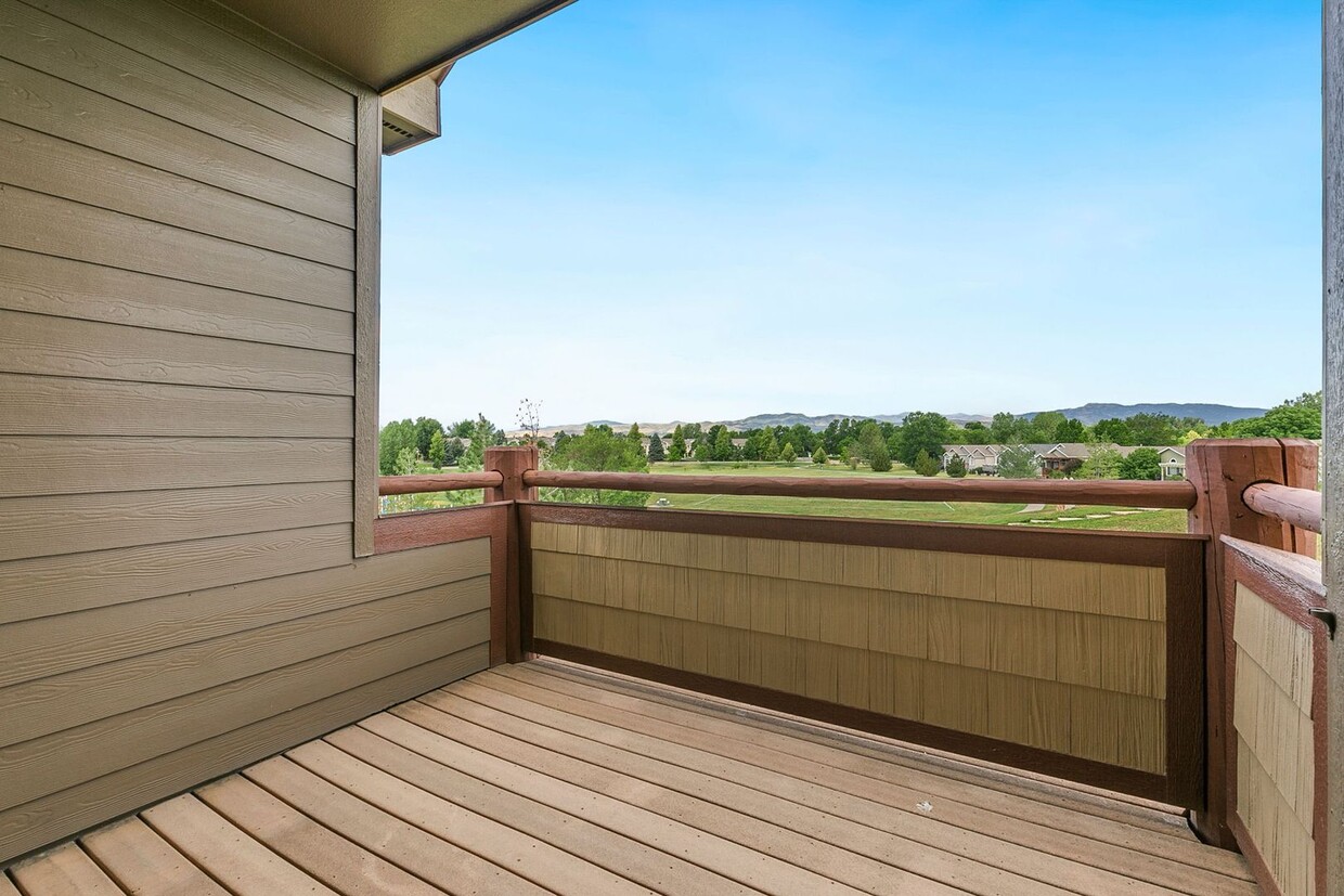 Foto principal - 5220 Boardwalk Dr