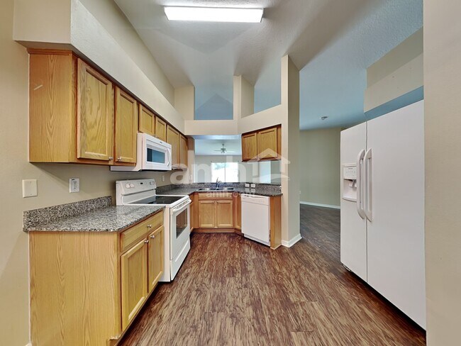Foto del edificio - 30846 Midtown Ct
