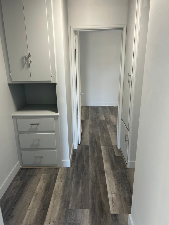 Building Photo - 3520 W Via Corona