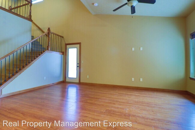 Building Photo - 3 br, 2.5 bath House - 4319 W Shipton Street