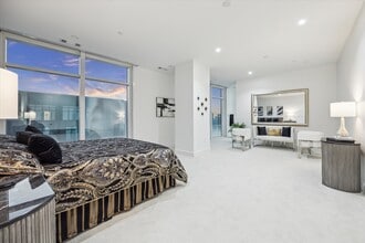 Building Photo - 4521 San Felipe St