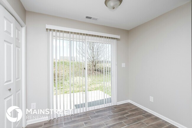 Foto del edificio - 2626 Millpond Way