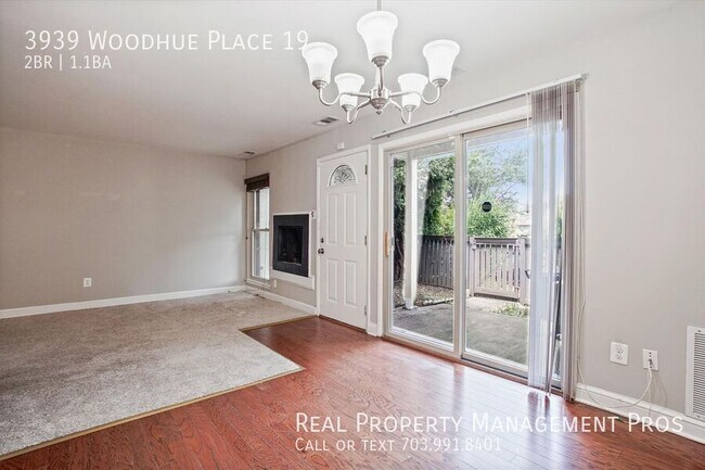 Photo - 3939 Woodhue Pl Townhome