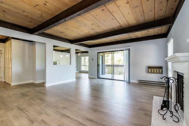 Building Photo - The largest 1-bedroom unit you’ve ever see...
