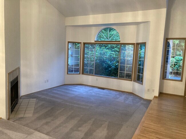 Living Room - 10532 118th Plz NE