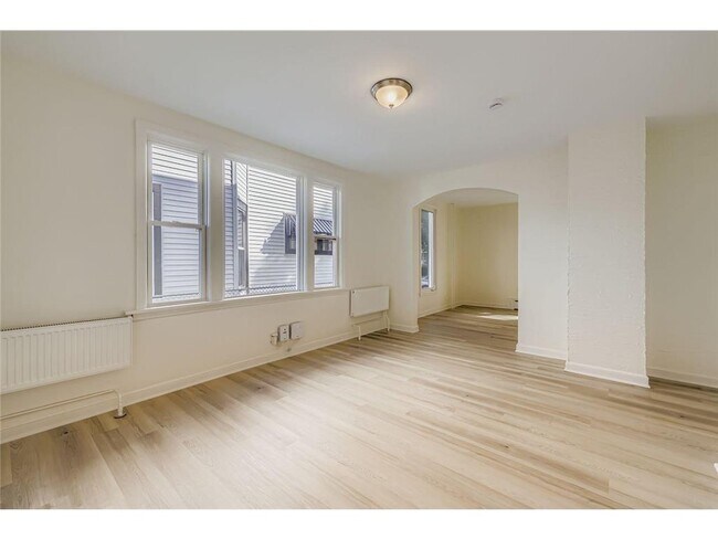 Foto del edificio - 2630 14th Ave S