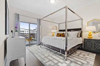 B2-Indulgence-Master Bedroom - The Towers at Mercer Crossing