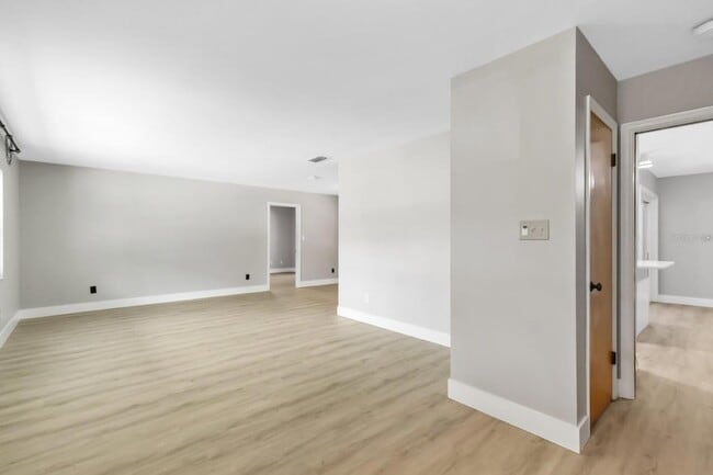 Photo - 3326 Young St House