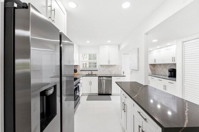 Foto del edificio - 1030 Sugar Sands Blvd