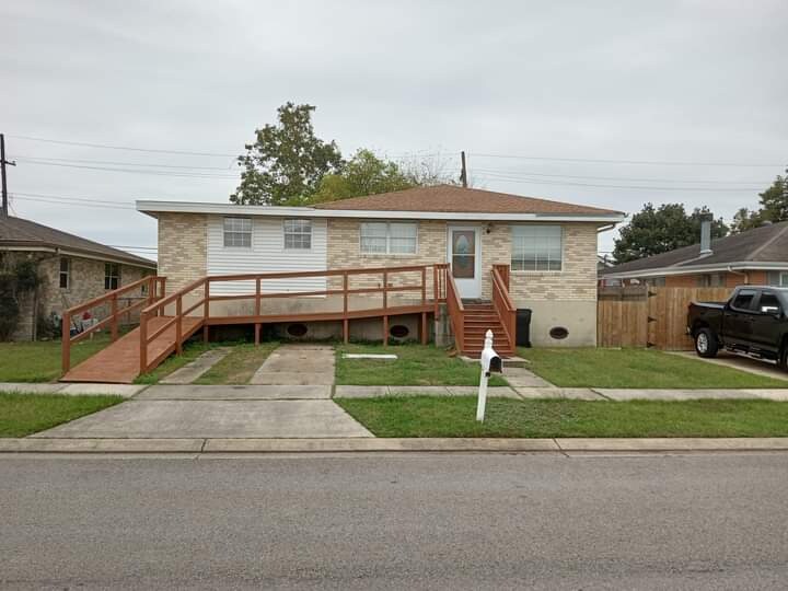 Primary Photo - 2408 Francis St