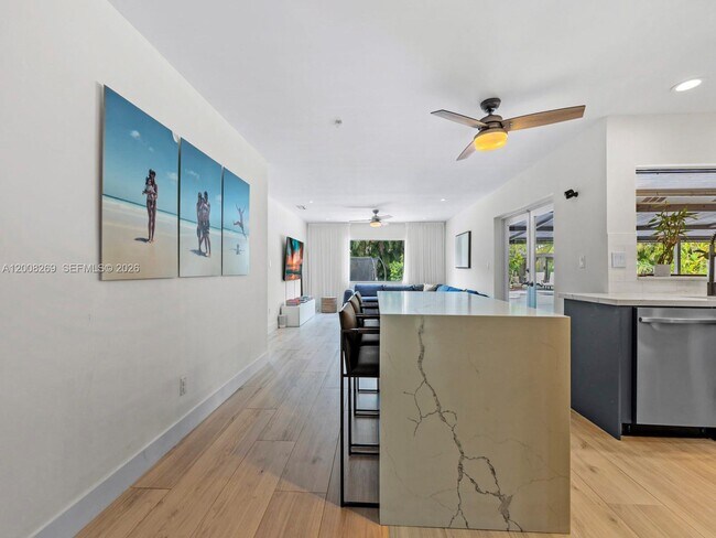 Foto del edificio - 11998 SW 51st Ct