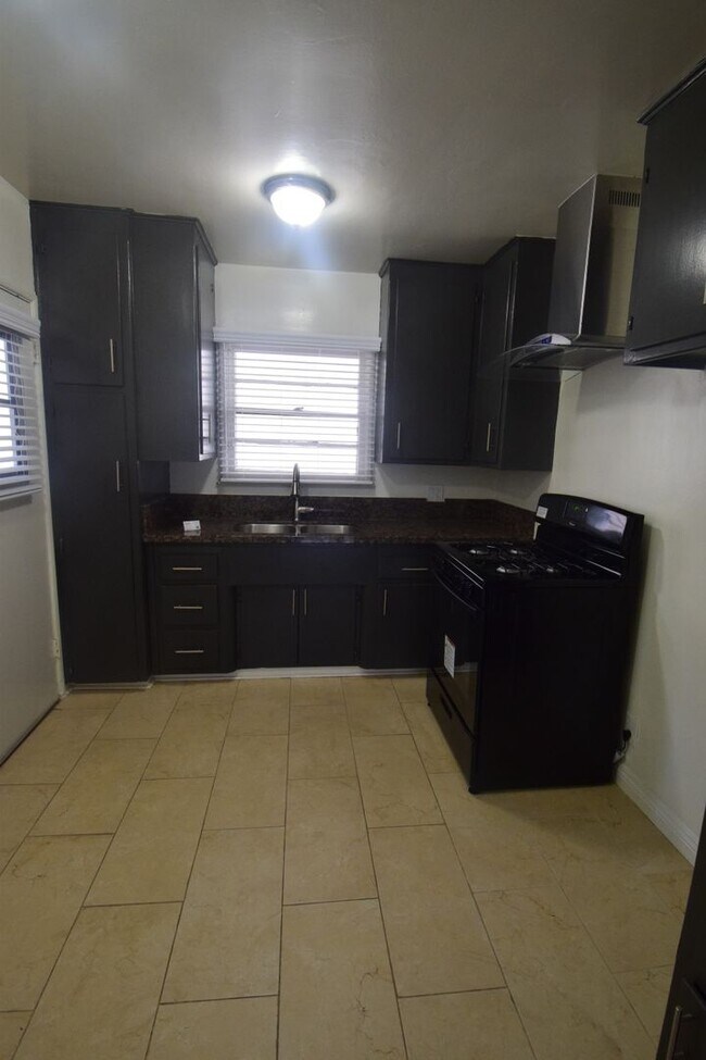 Foto del edificio - 11041 Moorpark St