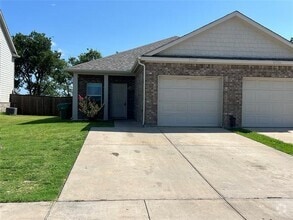 Building Photo - 2729 Ginger Ct