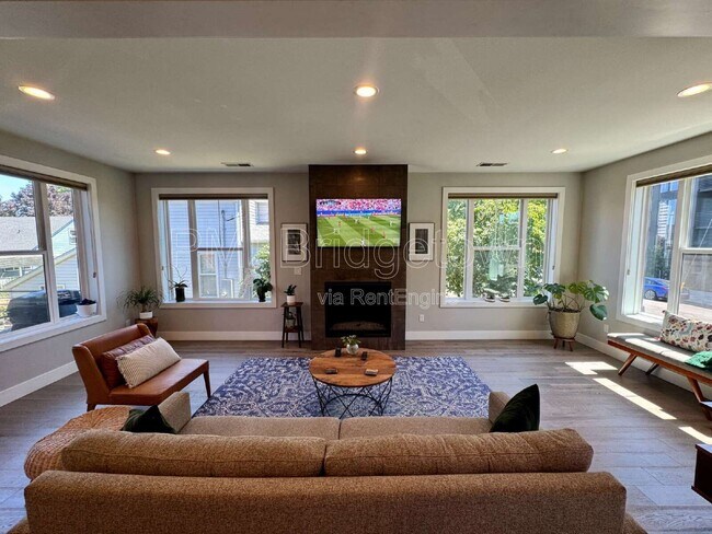 Foto del edificio - 4609 SE Knight St