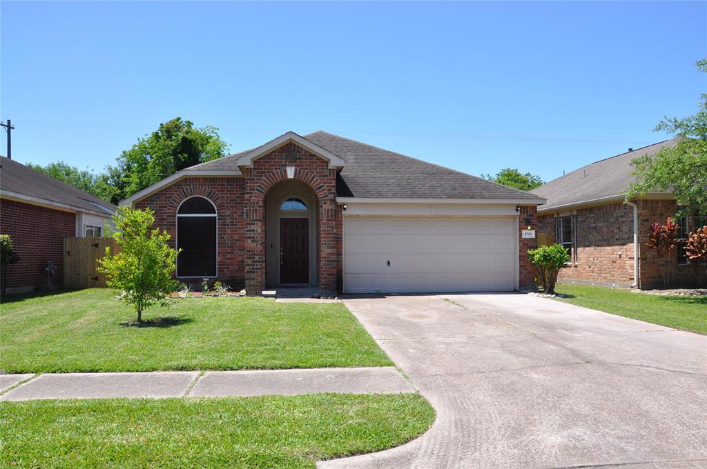 8703 W Highlands Crossing, Highlands, TX 77562 House Rental in