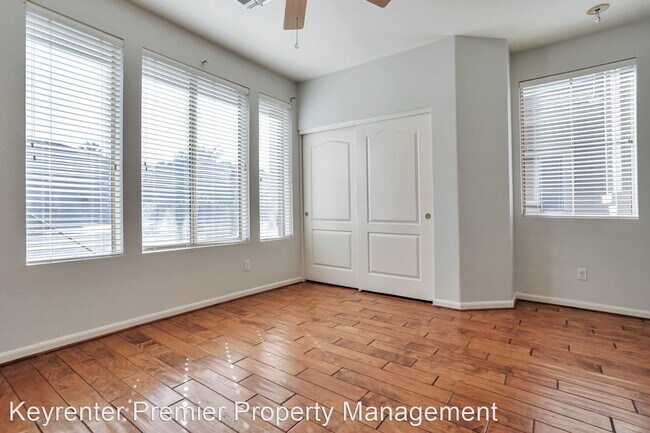 Foto del edificio - 4 br, 2 bath House - 7180 W Trails Dr
