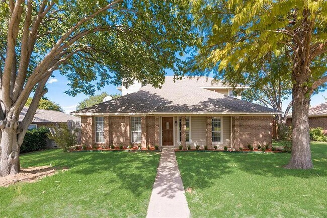 Building Photo - 1202 Elder