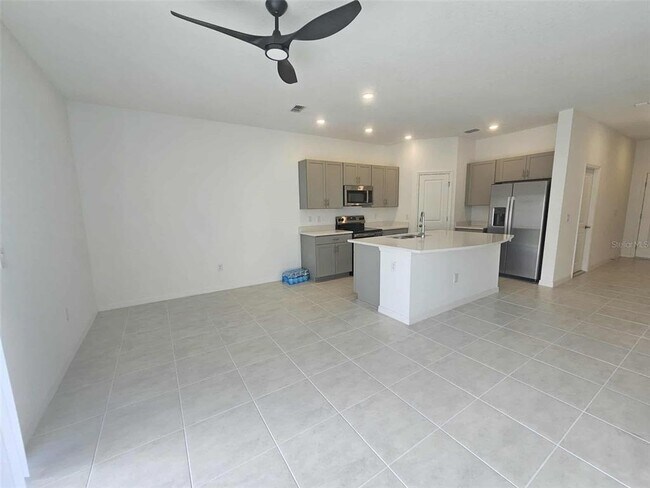 Foto del edificio - 6030 Whetstone Ct