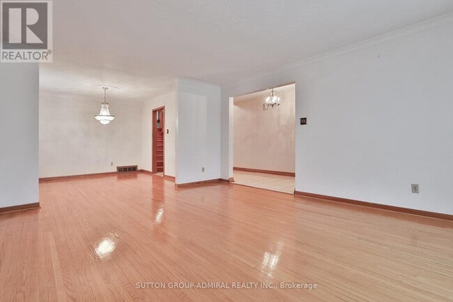 Building Photo - 20 Manadon Dr