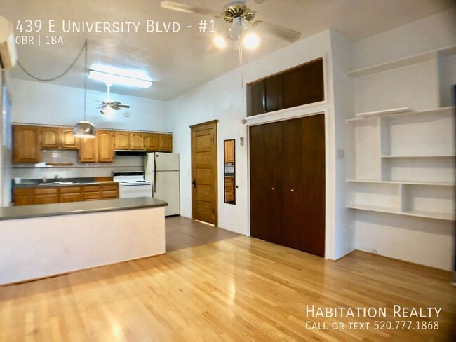 Building Photo - Pre-Lease!! 400sqft Studio in Historic 4th...