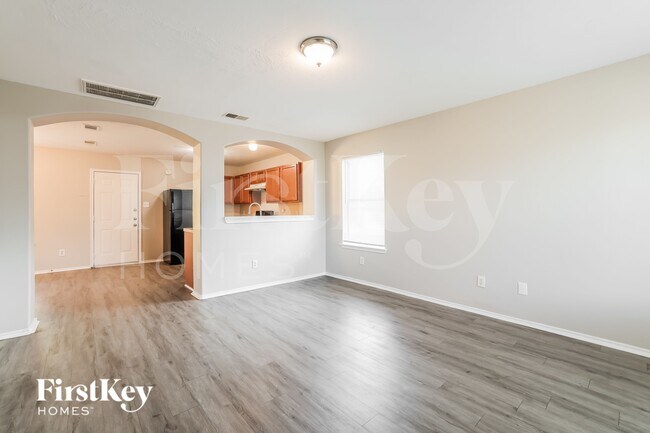 Foto del edificio - 7507 Kennemer Dr