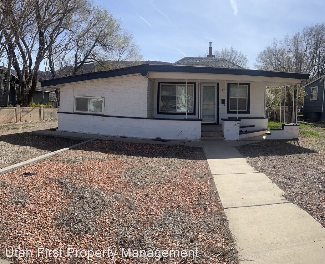 Foto principal - 2 br, 2 bath House - 97 S 300 E