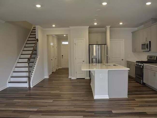 Building Photo - 121 Vanilla Orchid Ln