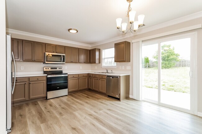 Foto del edificio - 14227 Waterlyn Dr