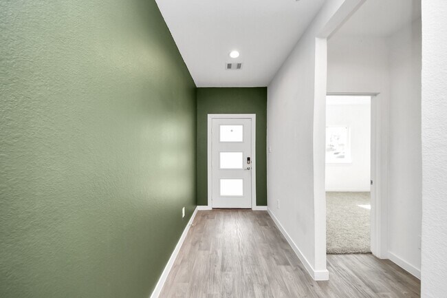 Foto del edificio - 10438 Plateau Pt Trl